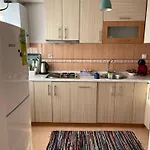Cozy Attic - Free Parking *