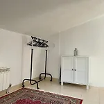 Cozy Attic - Free Parking *