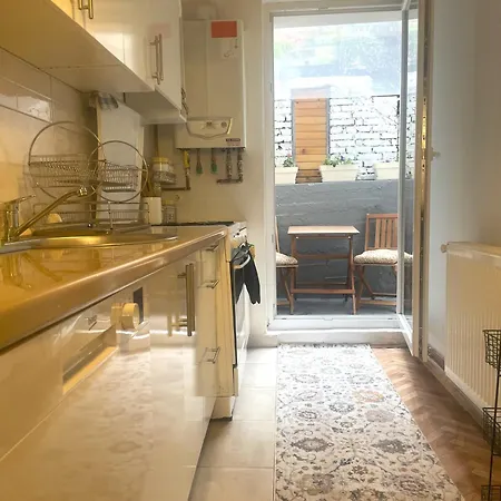 Cozy Attic And Backyard * سراييفو
