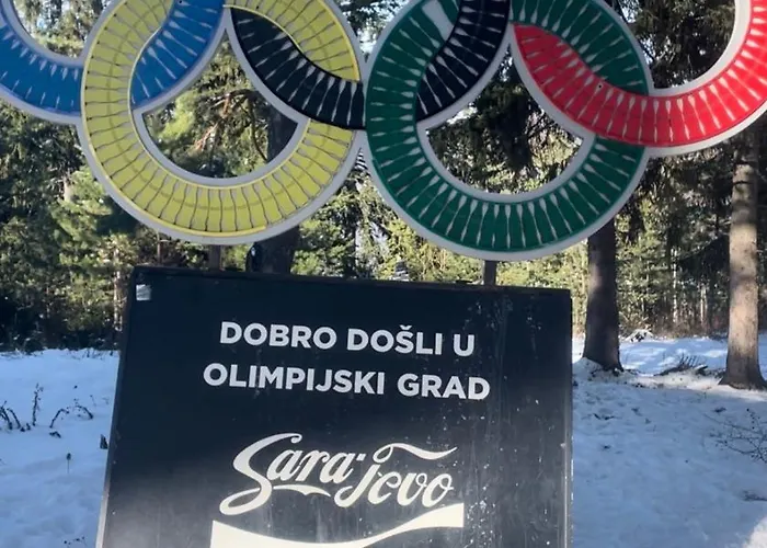 Cozy Attic - Free Parking شقة